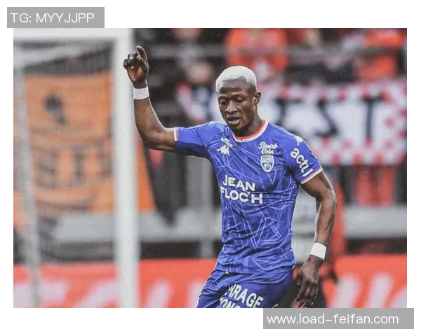 克林根状态回暖14分12板展现攻防实力篮下终结能力提升